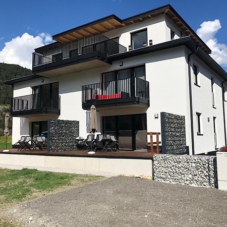 Deluxefort Fuer 10 Gaeste Mit Eigenem Whirlpool Und Fasssauna Imst Esterno foto
