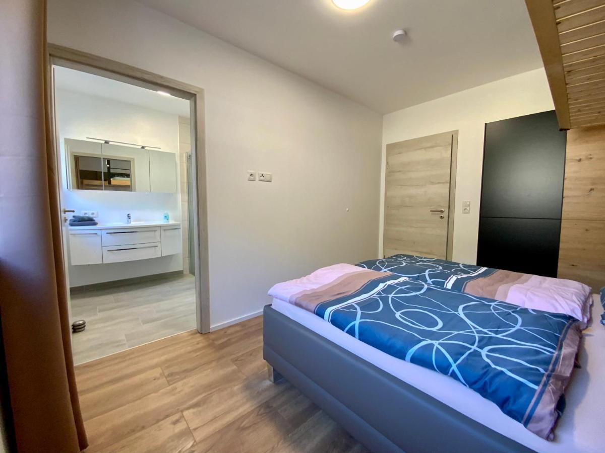 Deluxefort Fuer 10 Gaeste Mit Eigenem Whirlpool Und Fasssauna Imst Esterno foto