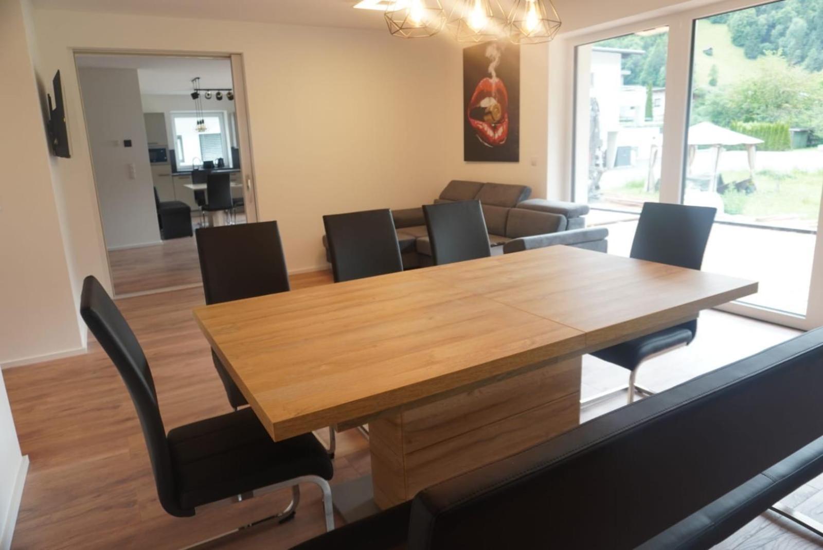 Deluxefort Fuer 10 Gaeste Mit Eigenem Whirlpool Und Fasssauna Imst Esterno foto