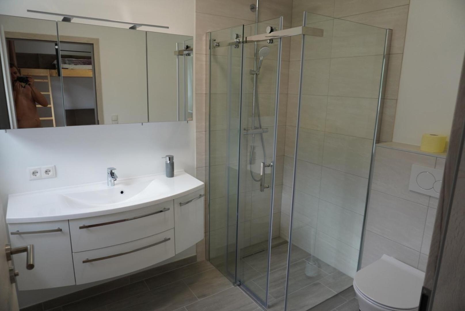 Deluxefort Fuer 10 Gaeste Mit Eigenem Whirlpool Und Fasssauna Imst Esterno foto