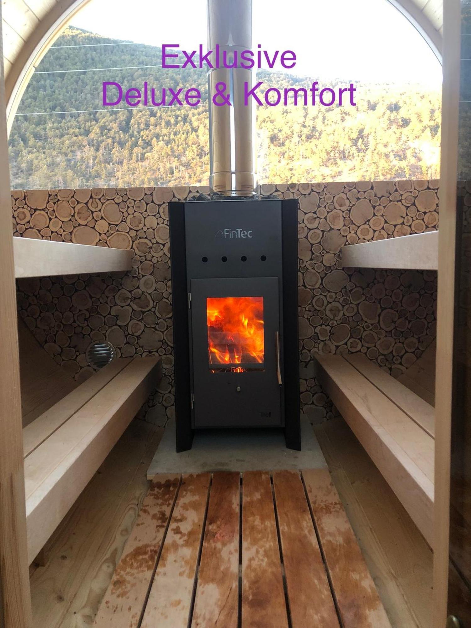 Deluxefort Fuer 10 Gaeste Mit Eigenem Whirlpool Und Fasssauna Imst Esterno foto